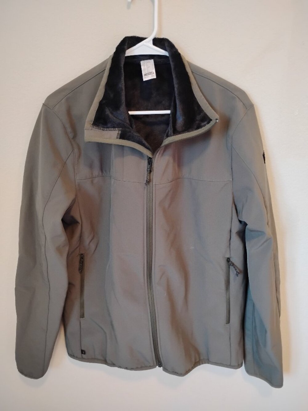 Forclaz MT100 Softshell Full Zip Jacket Windproof Outdoor Khaki Green Mens M